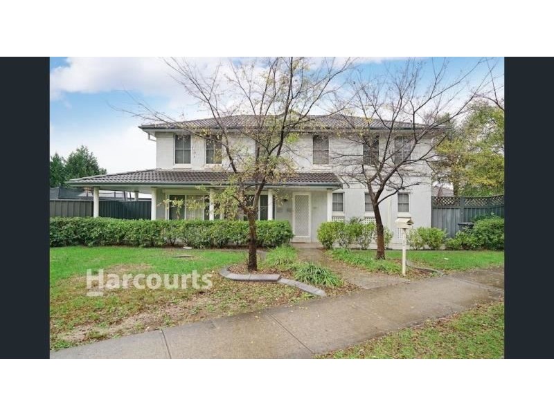 107 St Helens Park Drive, St Helens Park NSW 2560