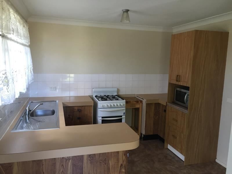3 Dolomite Place, Eagle Vale NSW 2558