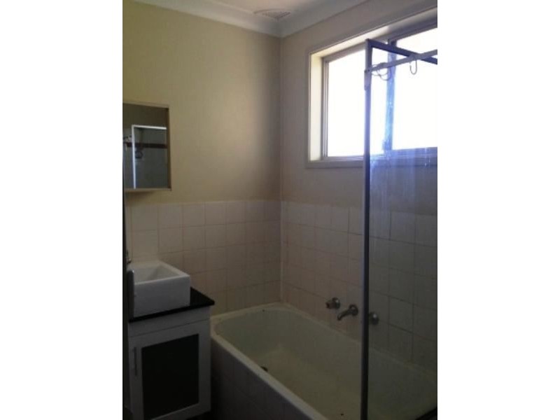 5/105 Broughton St, Campbelltown NSW 2560