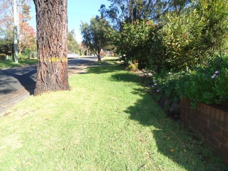 17 Randolph Ave, Campbelltown NSW 2560