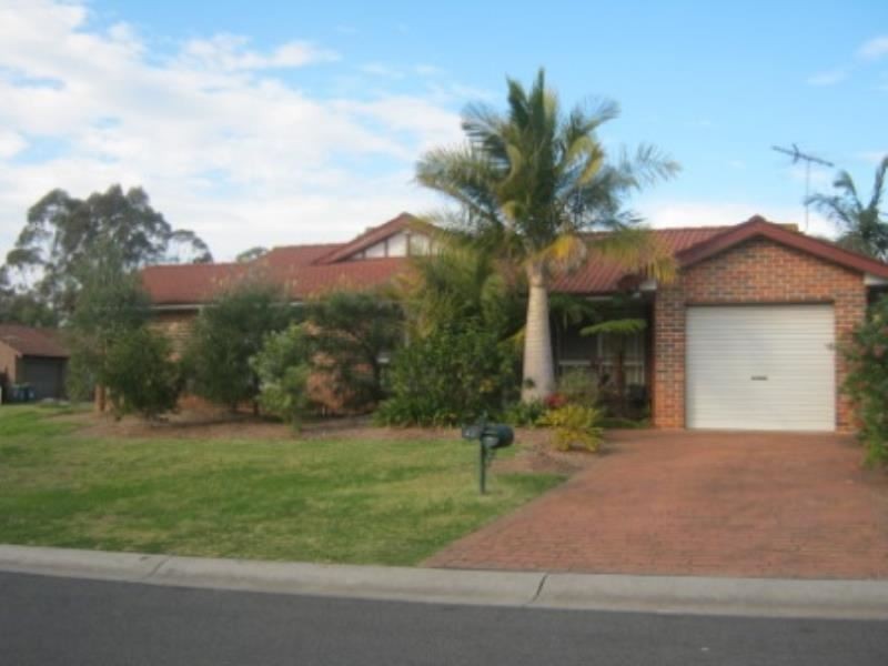 42 Holborn St Ambarvale, Ambarvale NSW 2560