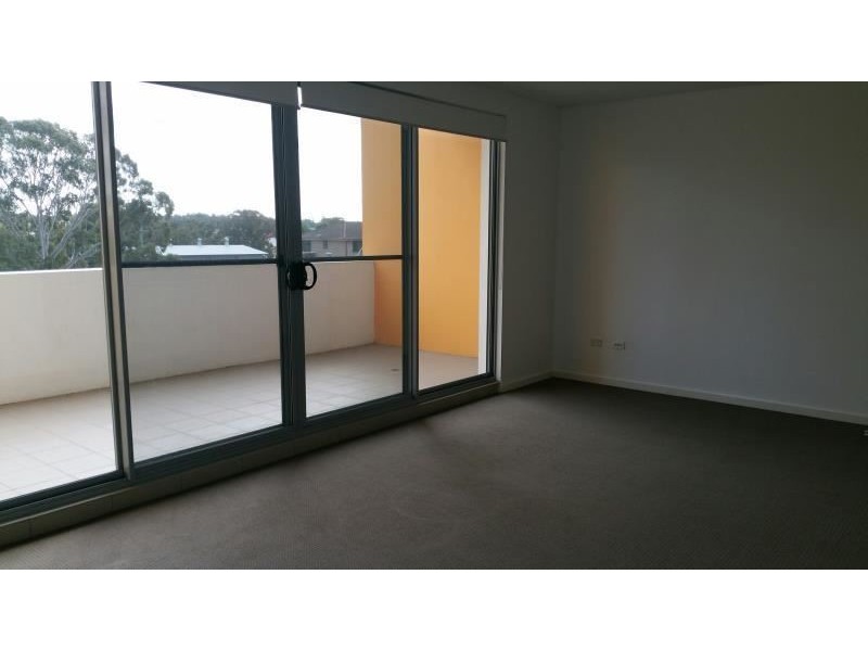 26/31-35 Chamberlain Street, Campbelltown NSW 2560