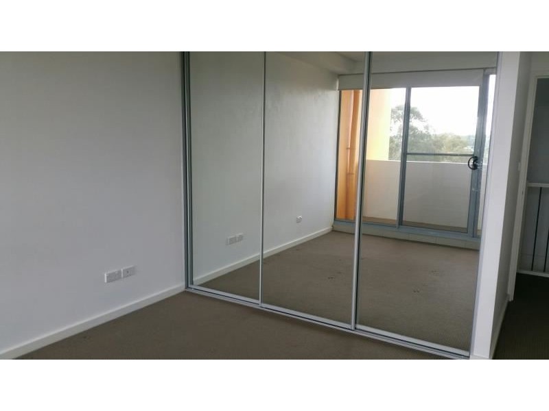 26/31-35 Chamberlain Street, Campbelltown NSW 2560