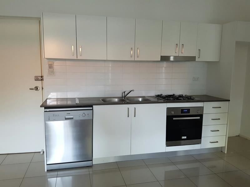 2/31-35 Chamberlain Street, Campbelltown NSW 2560