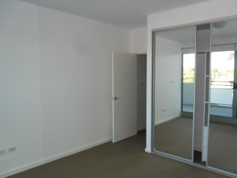 23/31-35 Chamberlain St, Campbelltown NSW 2560