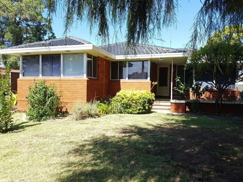 3 Wyatt Place, Leumeah NSW 2560