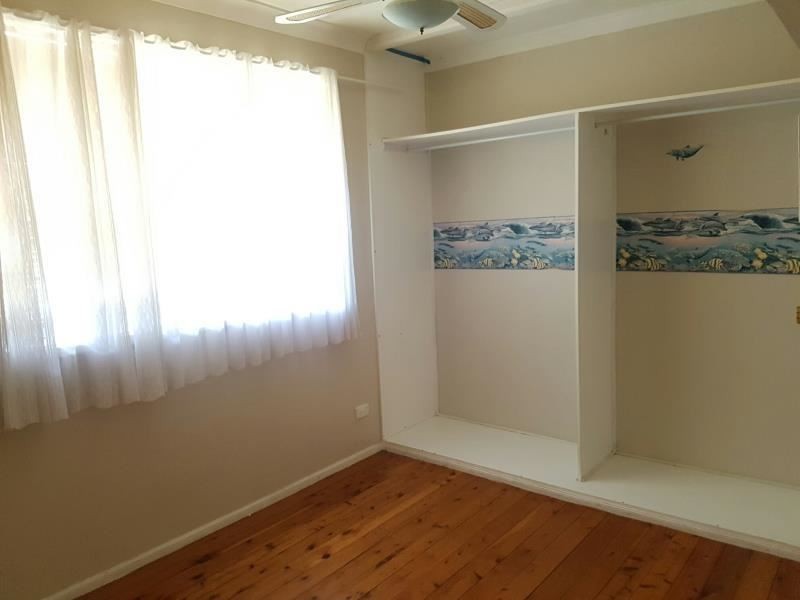 3 Wyatt Place, Leumeah NSW 2560