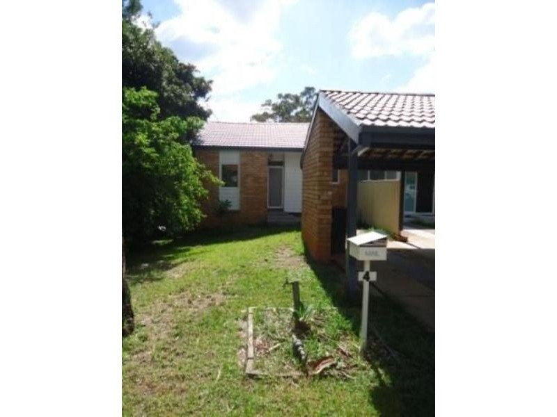 4 TIMBERLEA CLOSE, Bradbury NSW 2560