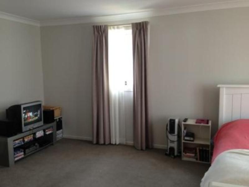 6A Hidcote St, Campbelltown NSW 2560