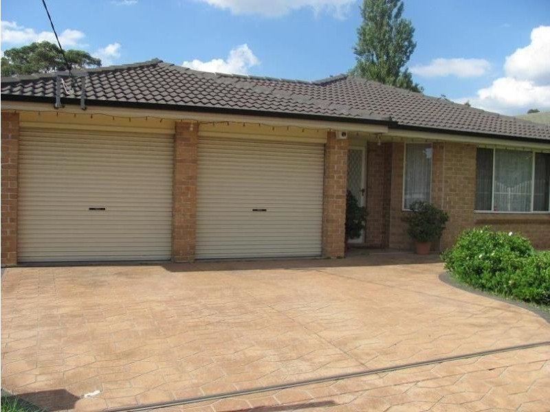 16 Chester Road, Ingleburn NSW 2565