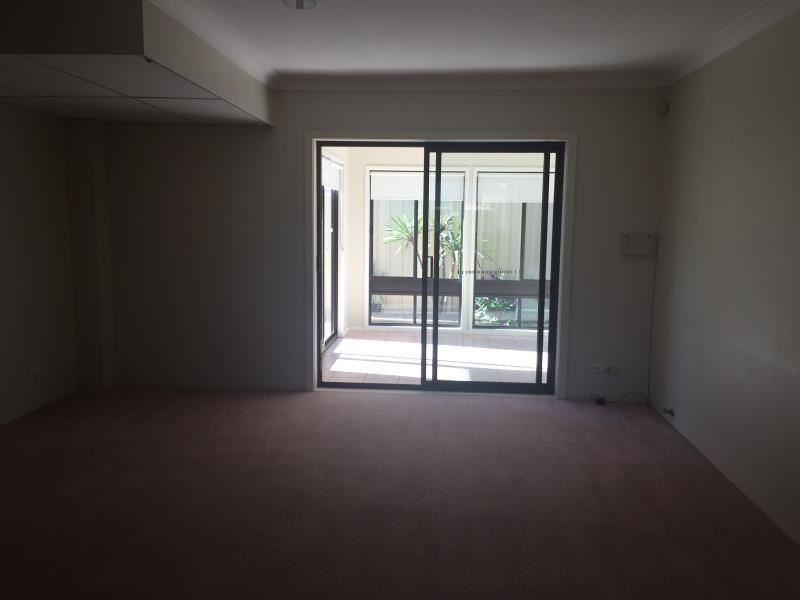 2/2 Condamine Street, Campbelltown NSW 2560