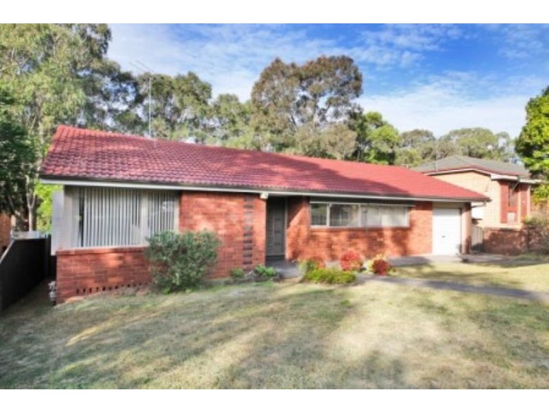 14 Greenoaks Ave, Bradbury NSW 2560