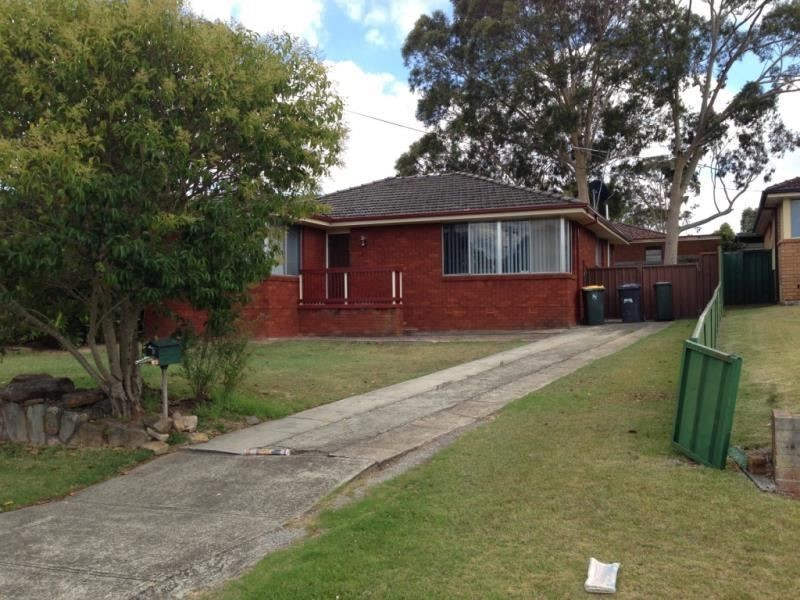 11 Loddon Crescent, Campbelltown NSW 2560