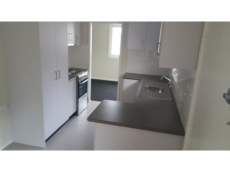 1/2 Oberon Rd, Ruse NSW 2560