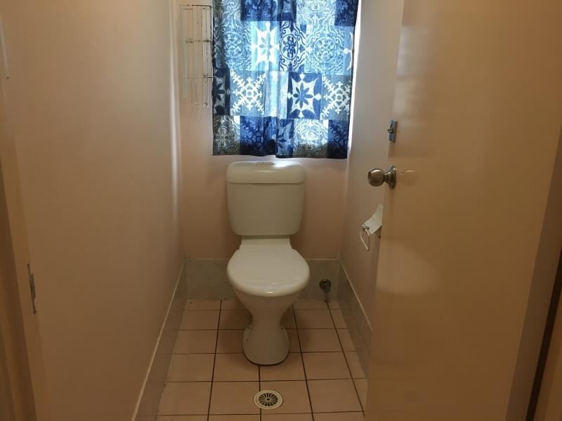 10 Hotspur Pl, Rosemeadow NSW 2560