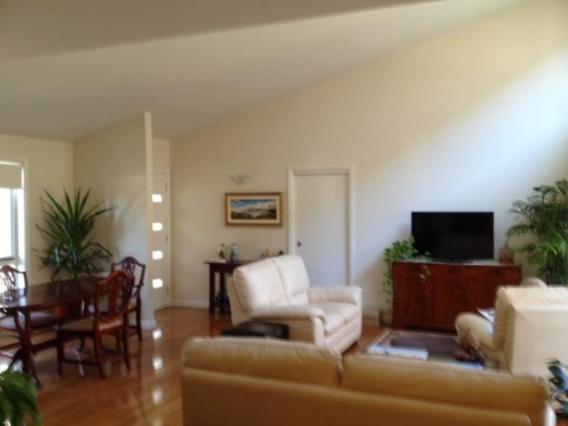 1/3 Istana Street, Campbelltown NSW 2560