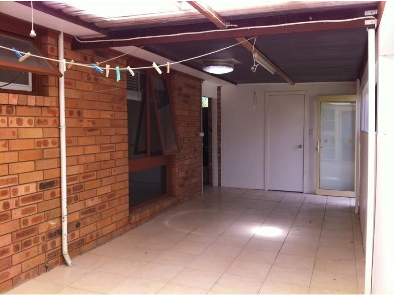 17 Coachwood Crescent, Bradbury NSW 2560