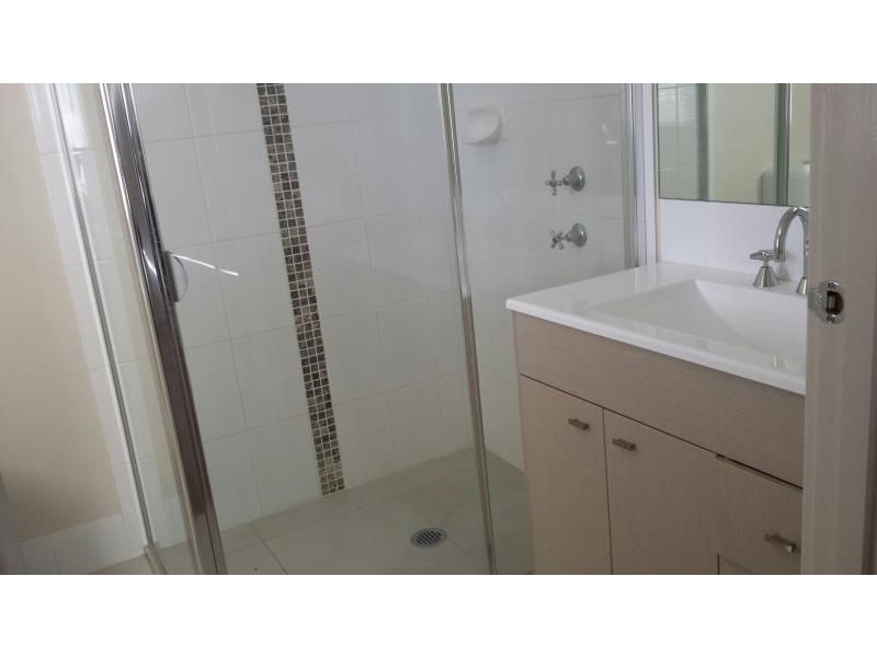 19 INGLEBURN GARDENS DR, Ingleburn NSW 2565