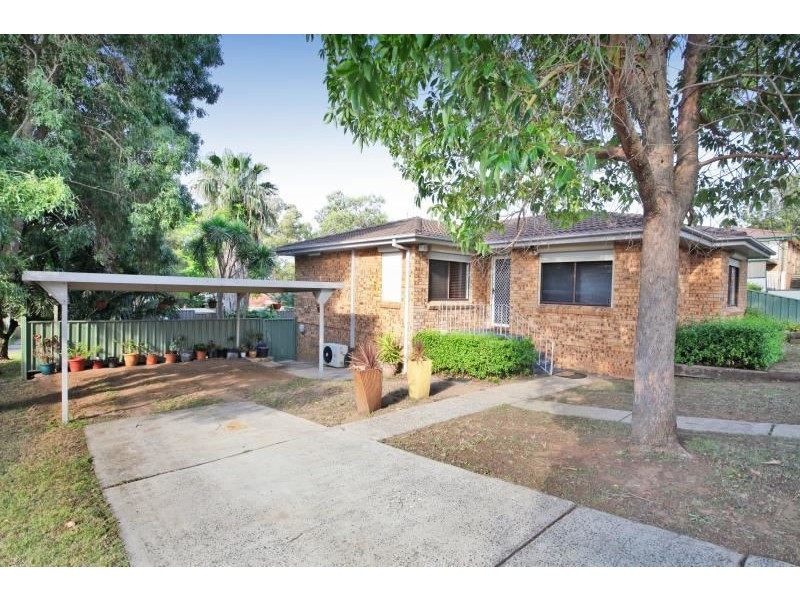 112 MINCHINBURY TERRACE, Eschol Park NSW 2558