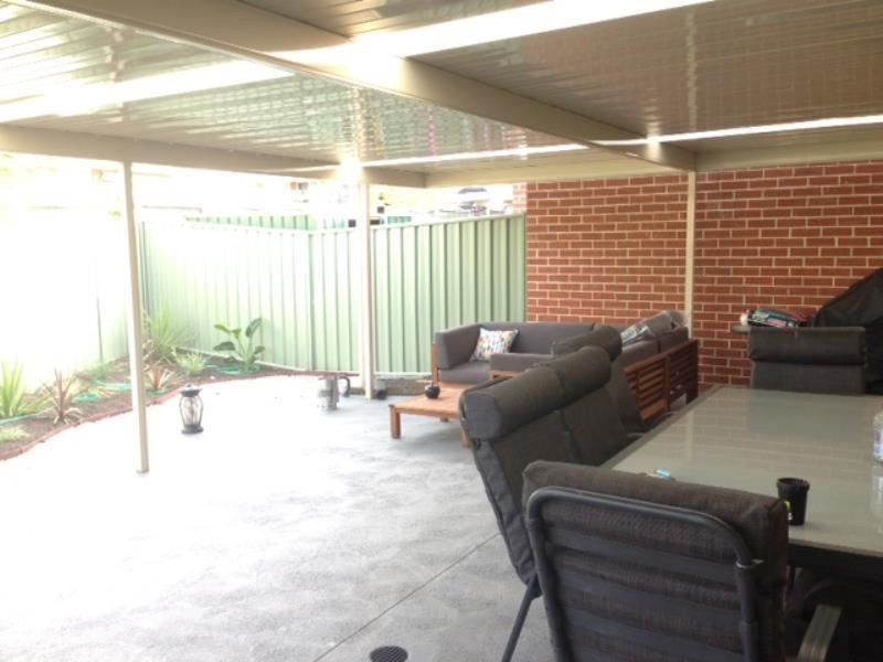 17 Elliot Street, St Helens Park NSW 2560