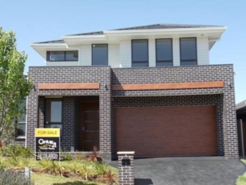 5 NEIL PLACE, Oran Park NSW 2570