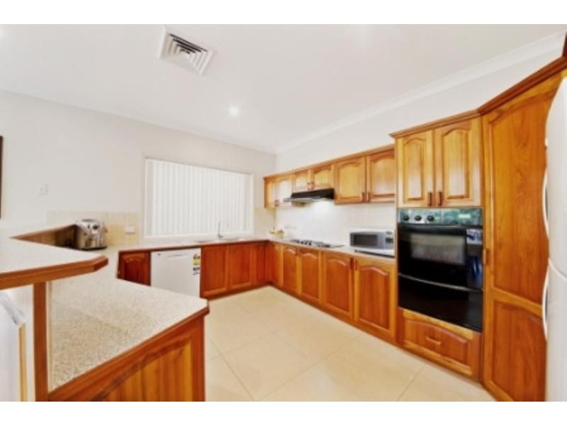 25 Nepean Towers, Glen Alpine NSW 2560
