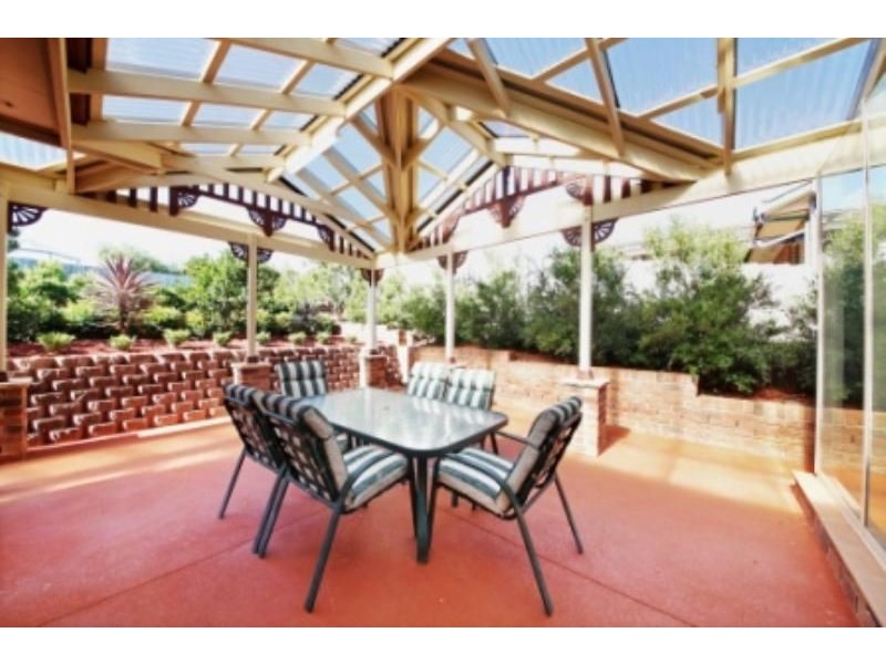 25 Nepean Towers, Glen Alpine NSW 2560