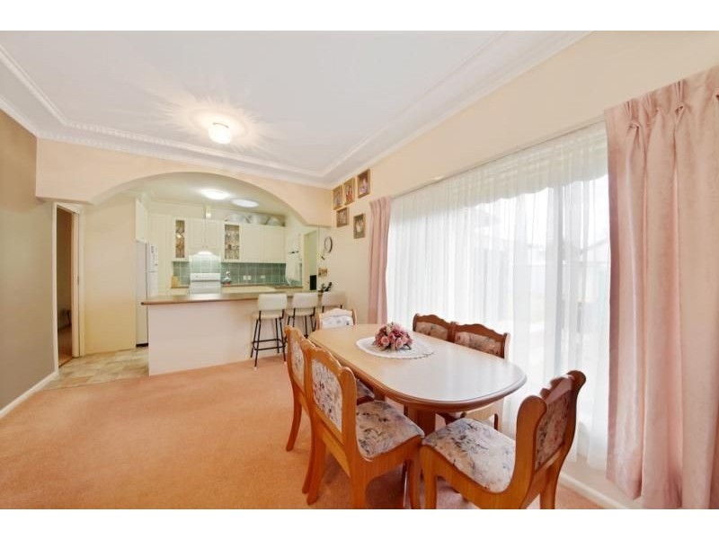 17 Tyler Street, Campbelltown NSW 2560