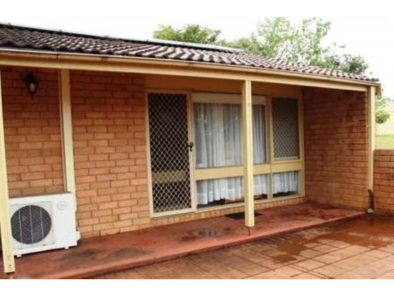 3/42 Woodhouse Drive, Ambarvale NSW 2560