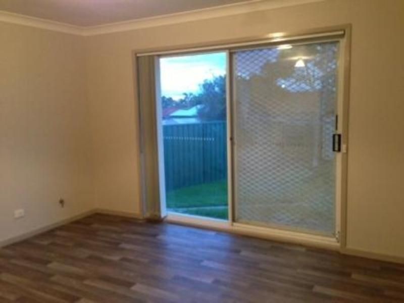 12 HARWOOD PLACE, St Helens Park NSW 2560