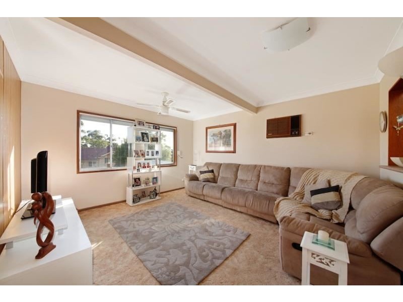 25 Grandview Drive, Campbelltown NSW 2560