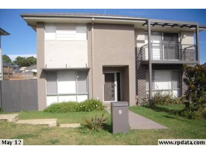 9 Mindona Street, Leumeah NSW 2560