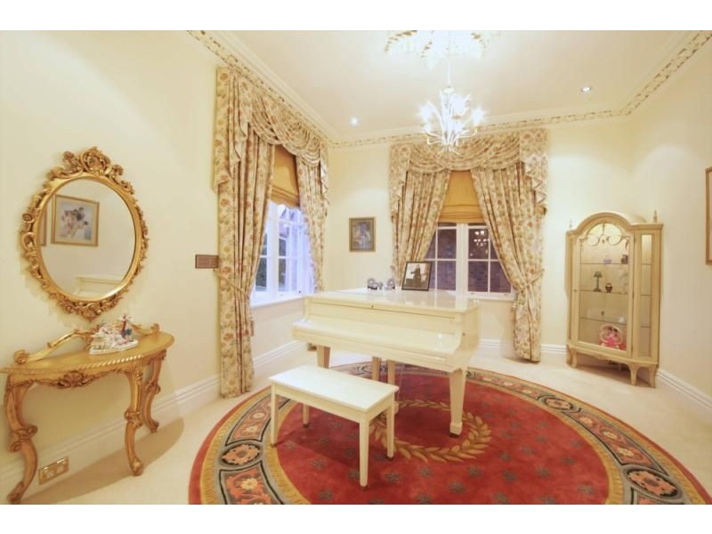 28 CUBBIT DRIVE, Denham Court NSW 2565