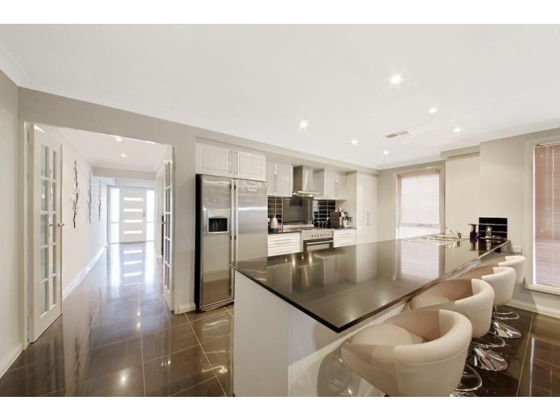 6 Rizal Street, Campbelltown NSW 2560