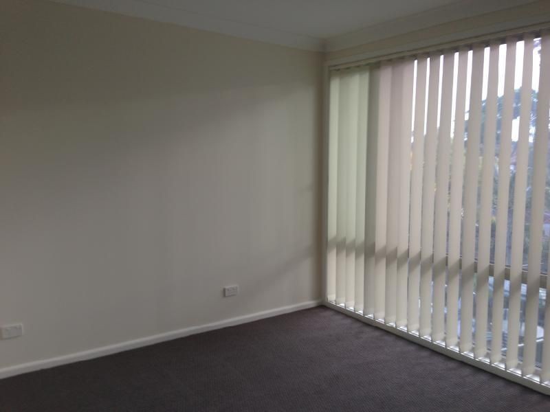 3 Uther Ave, Bradbury NSW 2560