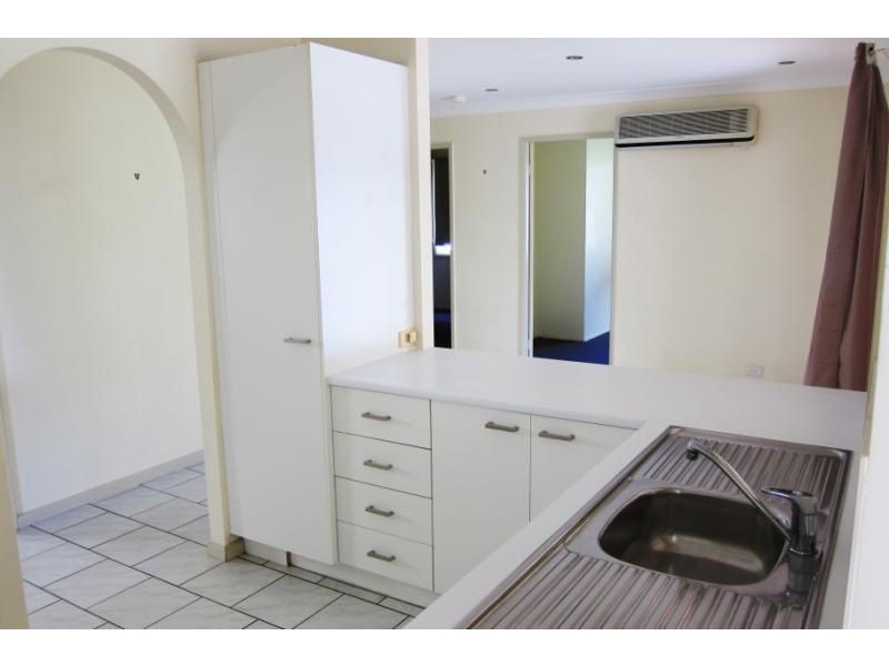 16 Elliot Place, St Helens Park NSW 2560