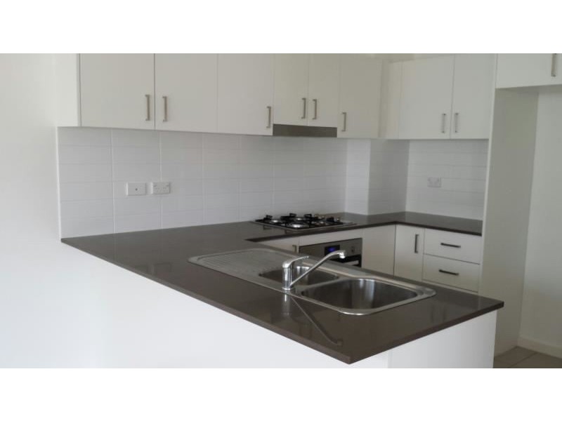 11/31-35 Chamberlain Street, Campbelltown NSW 2560