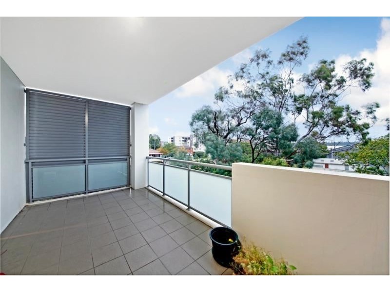 11/31-35 Chamberlain Street, Campbelltown NSW 2560
