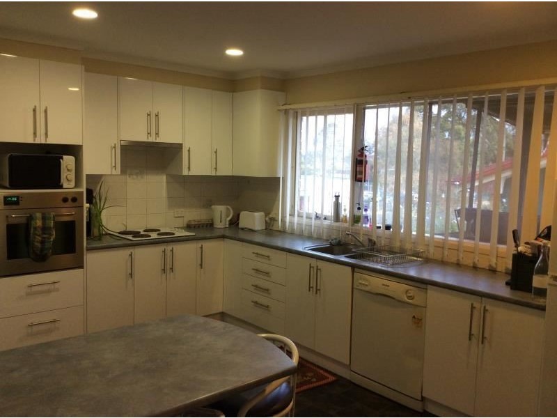 118 Ballantrae Drive, St Andrews NSW 2566