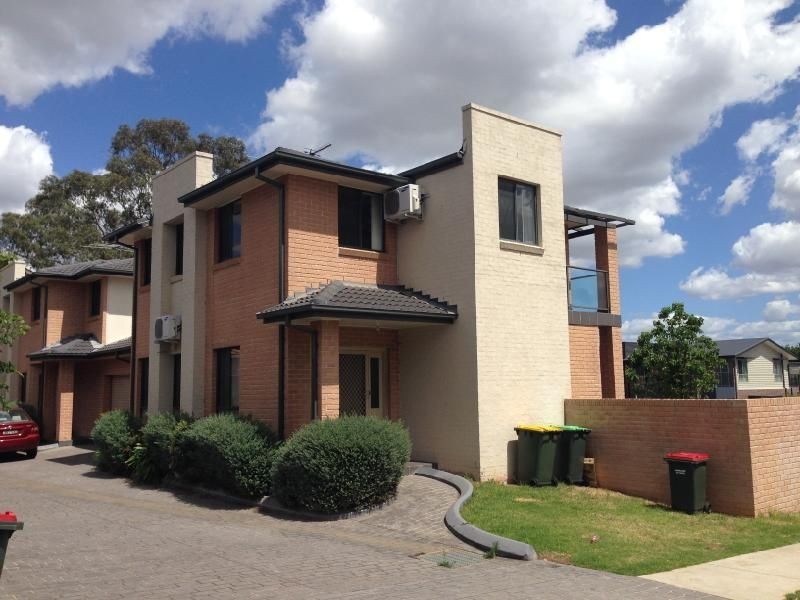 1/53 CHAMBERLAIN STREET, Campbelltown NSW 2560