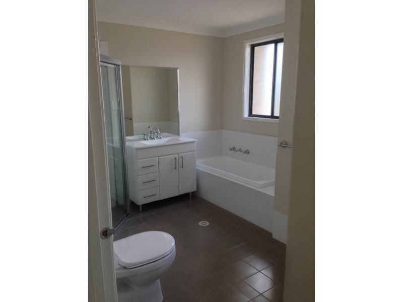 1/53 CHAMBERLAIN STREET, Campbelltown NSW 2560