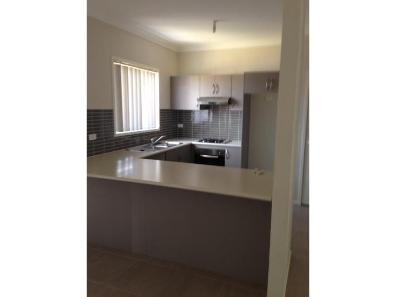 1/53 CHAMBERLAIN STREET, Campbelltown NSW 2560