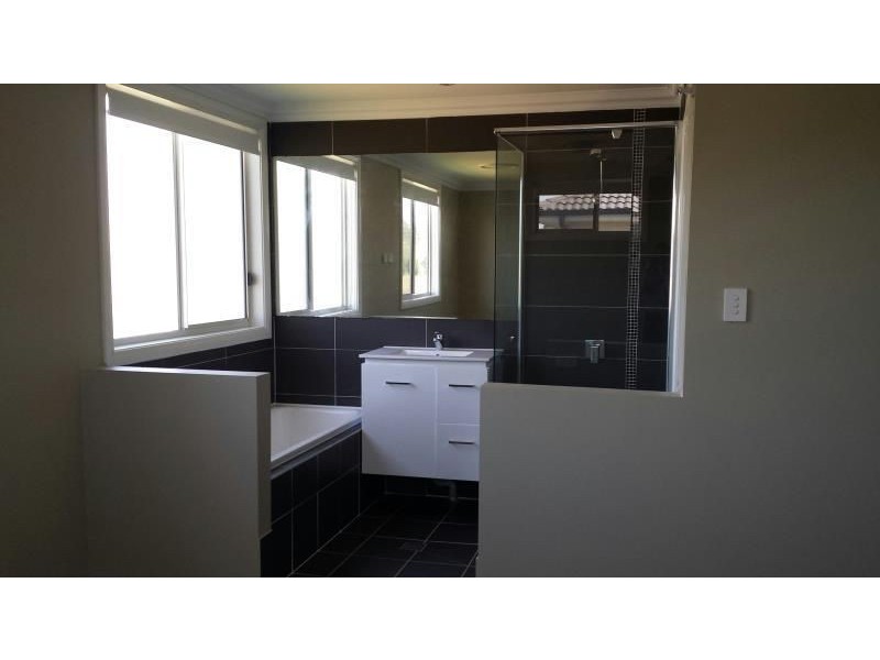 24 WESTRINGIA AVENUE, Mount Annan NSW 2567