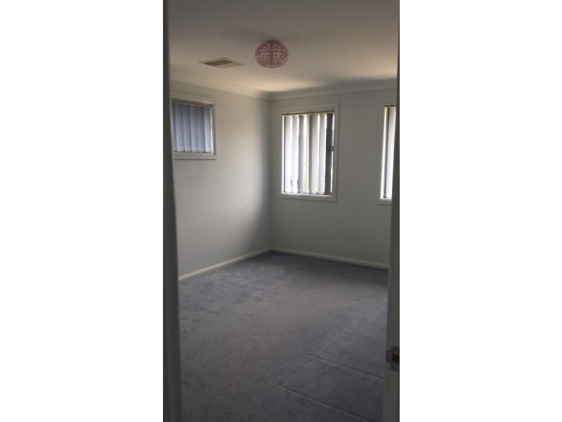 16 Stowe Avenue, Campbelltown NSW 2560