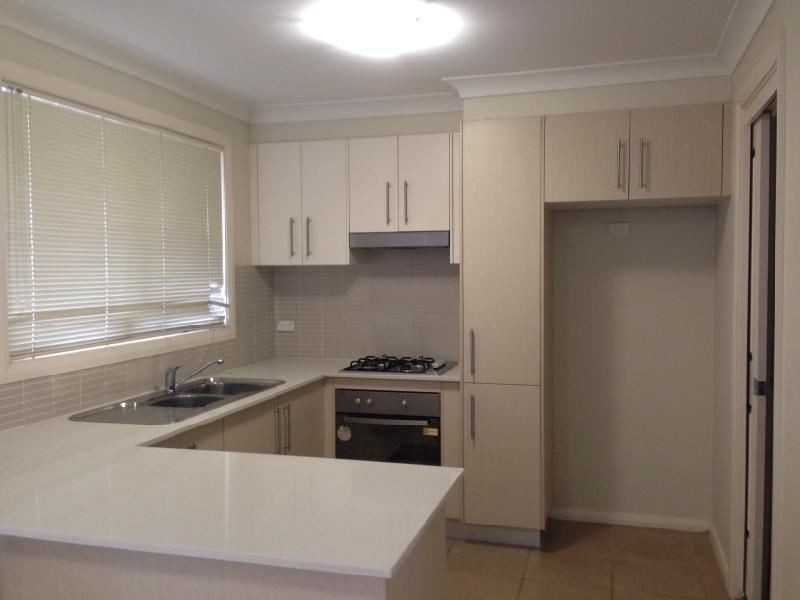 4/170 GLENFIELD ROAD, Casula NSW 2170