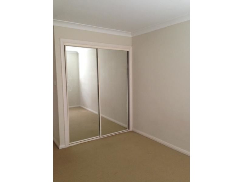 4/170 GLENFIELD ROAD, Casula NSW 2170