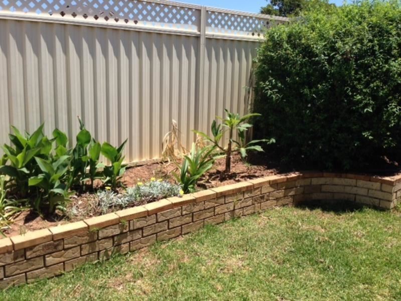 2A John Kidd Dr, Blair Athol NSW 2560