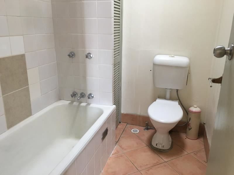 65 Chamberlain, Campbelltown NSW 2560