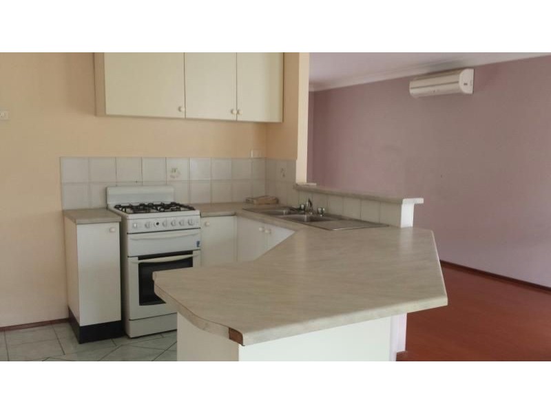 8 ARROW PLACE, Raby NSW 2566