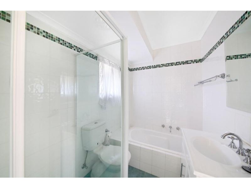 16/42 WOODHOUSE DRIVE, Ambarvale NSW 2560